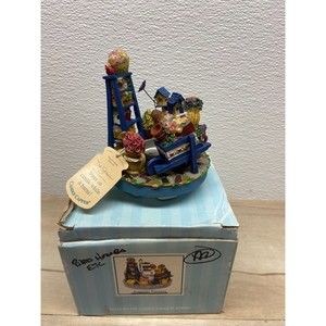 Old Virginia Candle Company Candle Capper Deb Strain Summer Flowers